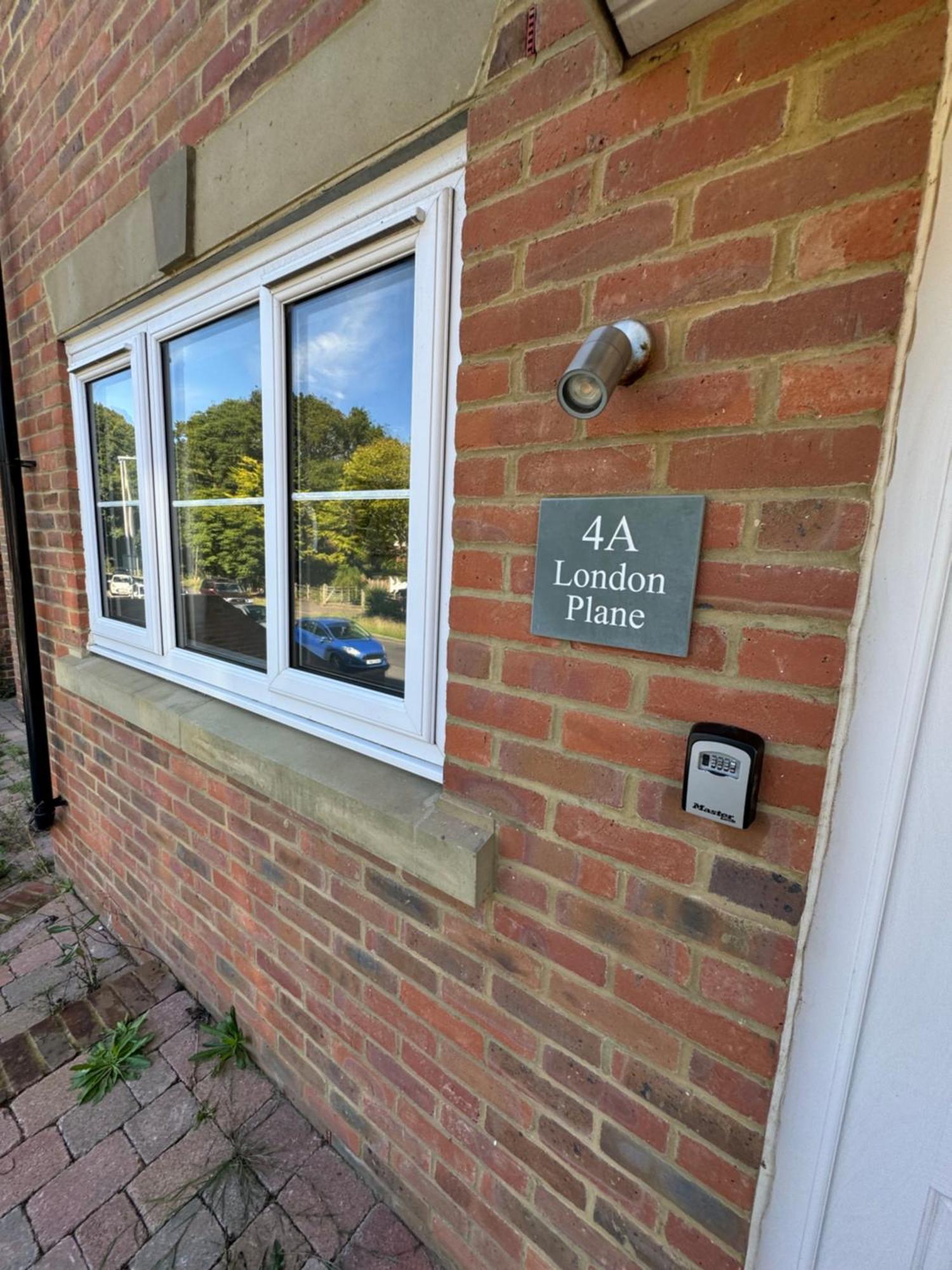 Family Home In Seaside Town Hastings Exterior foto